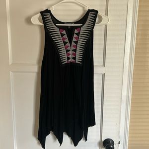 Living doll Sleeveless blouse Size L